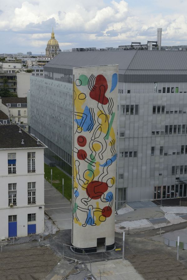 Paris : la «Tower» de Keith Haring a été entièrement rénovée à l'hôpital Necker
