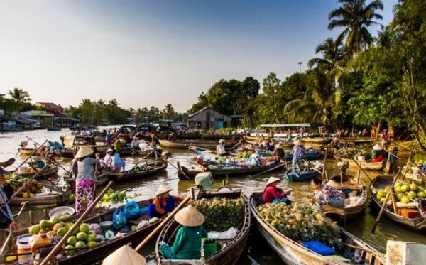 Au Vietnam, le tourisme maintient les marchés à flot