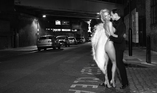 Sexy: Pamela Anderson, 50 ans, pose nue pour un magazine