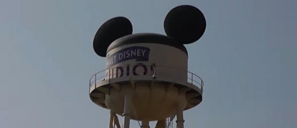 Des rumeurs de fusion avec Disney font baisser le groupe de médias et de divertissement 21st Century Fox à Wall Street