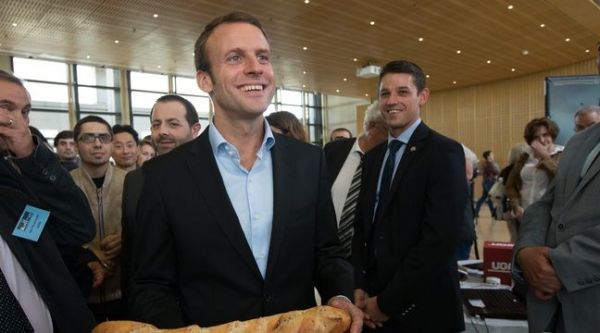 Unesco: Emmanuel Macron souhaite que la baguette soit inscrite au patrimoine mondial de l'humanité