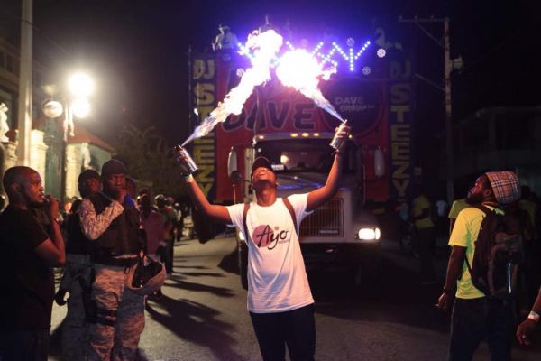 Port-au-Prince – Un DJ banni du Carnaval pour propos malsains et irrévérencieux