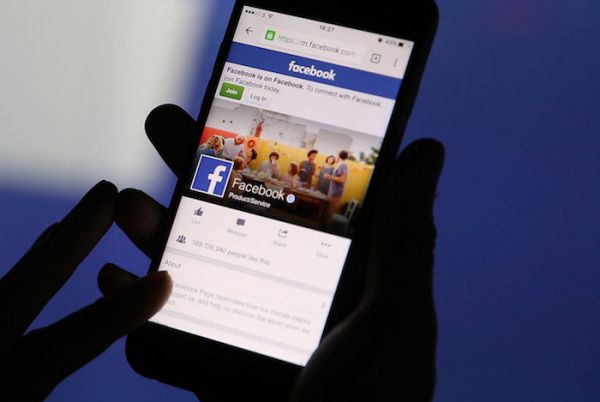 Les jeunes boudent de plus en plus Facebook au profit de Snapchat et Instagram