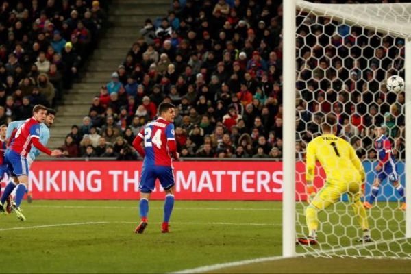 Foot - C1 - Vidéo : Gündogan ouvre le score pour Manchester City à Bâle