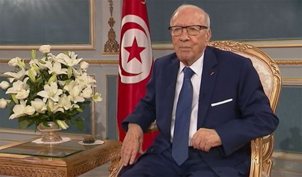 Tunisie : Béji Caïd Essebsi reçoit le président de l'Assemblée de la République portugaise