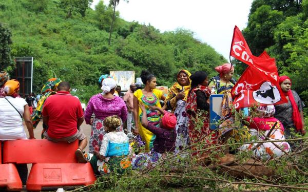 Mayotte : des habitants font des "rondes" pour amener des étrangers à la gendarmerie
