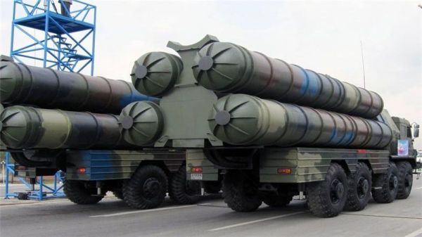 Le Sénat étatsunien menace la Russie de sanctions en cas de vente de S-400 à des pays étrangers (FNA)