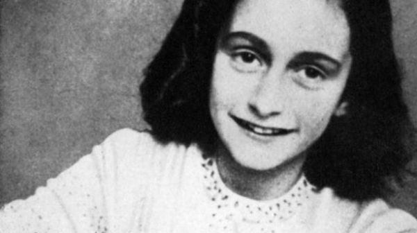 Journal intime d'Anne Frank : des pages cachées contenaient des blagues salaces et des réflexions sur le sexe