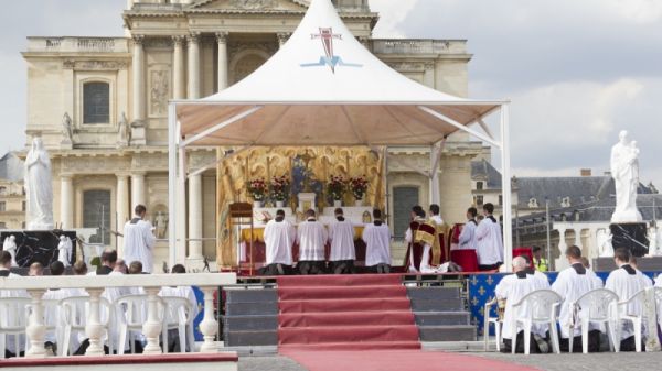 Une édition positive pour le pèlerinage Chartres-Paris