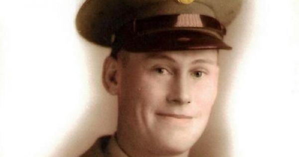 Ce Français passionné d'histoire va apporter aux États-Unis la plaque d'un soldat américain mort en 1944 à la famille du défunt