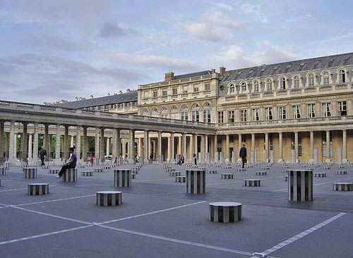 Buren ne veut pas partager le Palais-Royal avec un street artiste