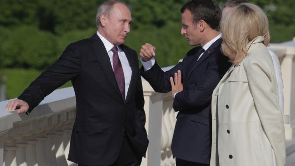 Iran, Syrie, Ukraine: Macron veut des "initiatives communes" avec...