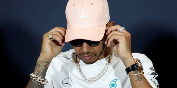 Lewis Hamilton : « Le problème, c'est qu'il n'y a que des riches en F1 »