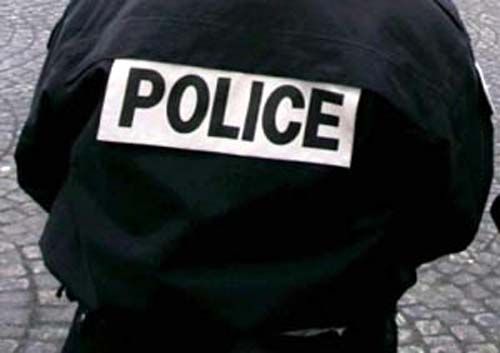 Quatre «gendarmes» de la Section de  Recherches et leur taupe «Mia» arrêtés