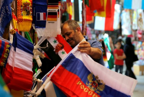 Mondial-2018:  à Damas, le drapeau russe rivalise avec ceux des favoris