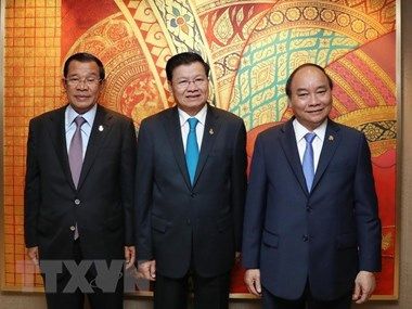 Le PM Nguyên Xuân Phuc multiplie ses rencontres en Thaïlande