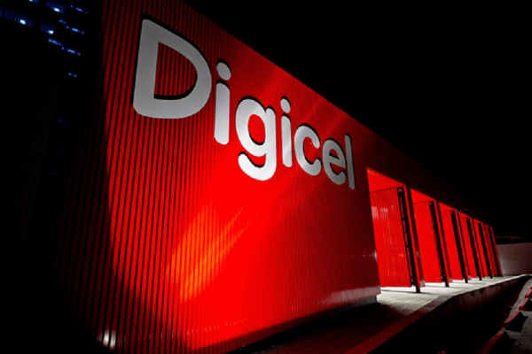 Pour réduire ses dettes, Digicel va vendre 450 tours et envisagerait de quitter le Panama