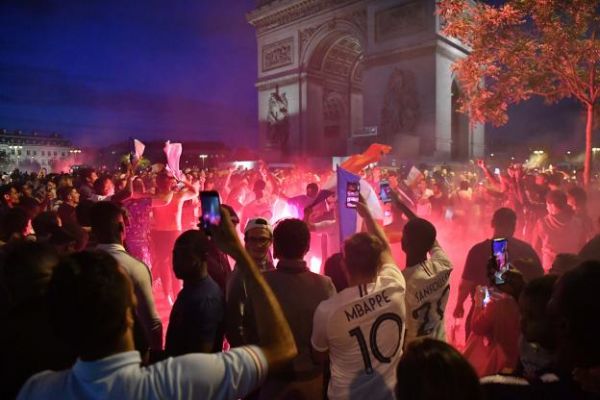 CM 2018 - La joie des Français après France-Belgique