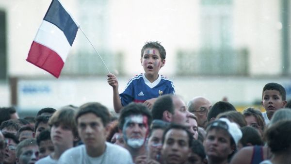 Mondial 1998 à Montpellier : qui est ce petit garçon sur la photographie ?