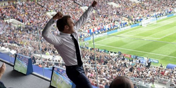Coupe du Monde 2018: La photo d’Emmanuel Macron déjà parodiée sur le net !