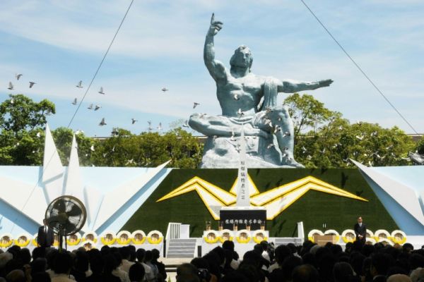 Monde: A Nagasaki, le patron de l'ONU souligne l'urgence de la dénucléarisation