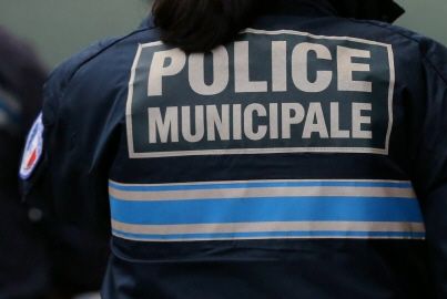 Besançon : un policier annonce son suicide sur Facebook