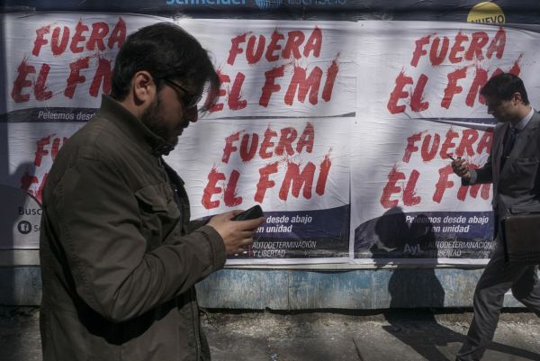 Crise monétaire en Argentine: les discussions avec le FMI se poursuivent