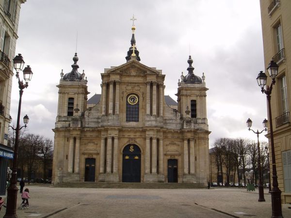 Brève: Messe à la Cathédrale Saint-Louis (Versailles) ce dimanche 16 septembre