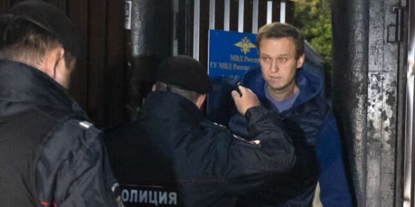 L'opposant russe Alexeï Navalny arrêté dès sa sortie de prison