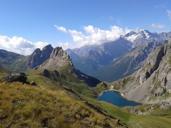 Sur les plus belles routes des Alpes, découvrez la magie de la Via Alpina