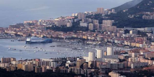 Les Corses en lutte contre un crédit d'impôt