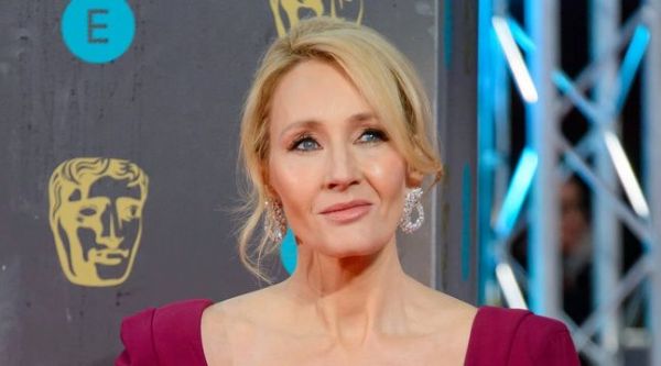 J.K. Rowling accuse son ancienne assistante de vol