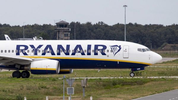 Ryanair licencie six employés pour une "fausse photo"