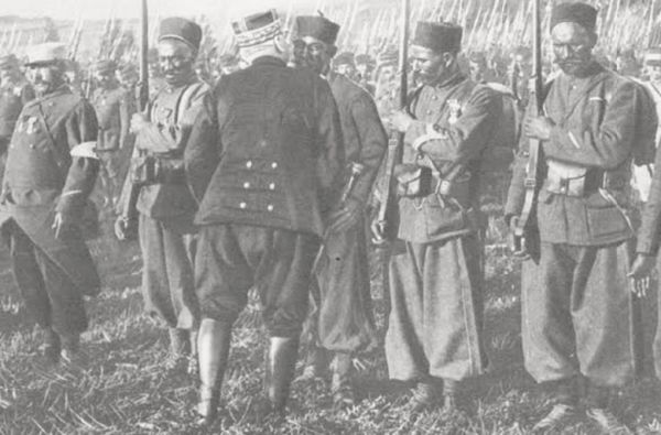 11 novembre 1918 : Le rôle et les sacrifices des troupes indigènes de l'Armée d'Afrique