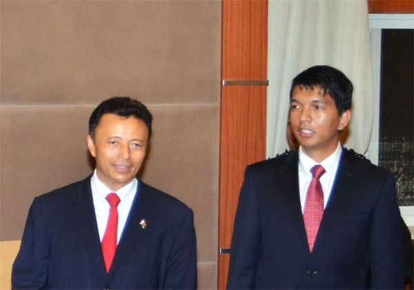 Madagascar/Présidentielle : les résultats partiels laissent profiler un 2ème tour Rajoelina-Ravalomanana