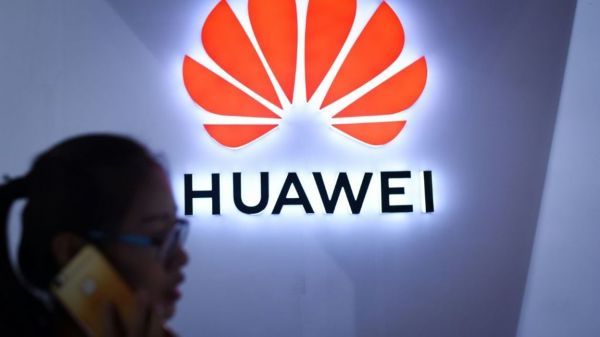 Colère de Pékin après l'arrestation d'une dirigeante de Huawei sur demande des USA