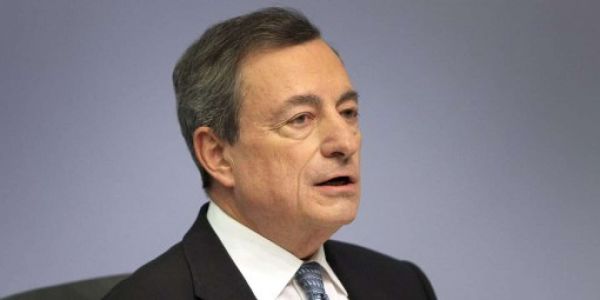 Zone euro : la BCE réduit ses soutiens à l'économie
