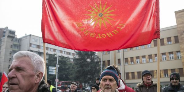Changement de nom : la Macédoine à l'heure de la décision