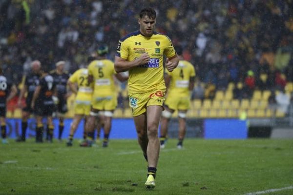 Rugby - ASM - Challenge - Clermont : inquiétude pour Damian Penaud, sorti touché à un bras