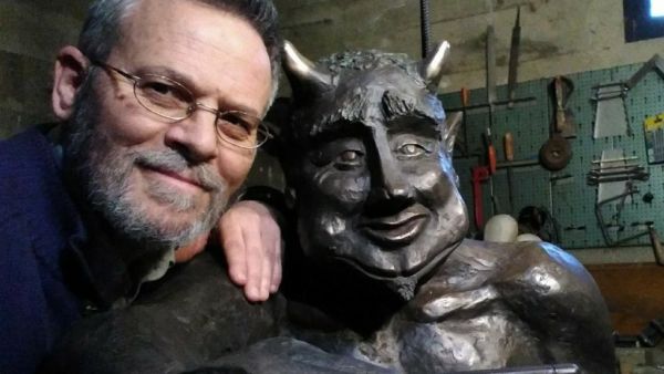 Espagne : la statue d'un diablotin provoque la polémique à Ségovie