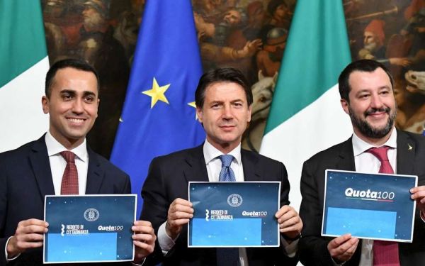 Italie : le gouvernement adopte le "revenu de citoyenneté" et abaisse l'âge de la retraite