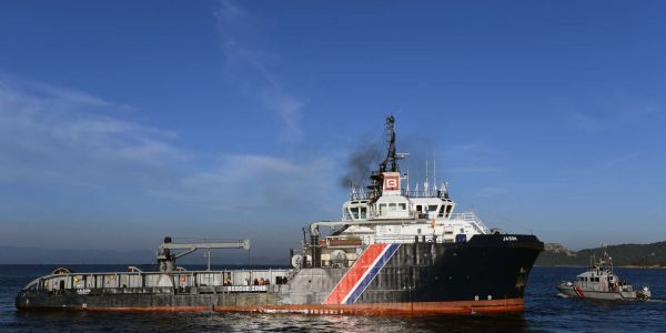 Pollution de l'air par les navires : la France veut durcir les normes en Méditerranée