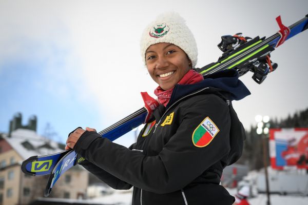 Mondiaux de ski: le périple de Mia Clerc