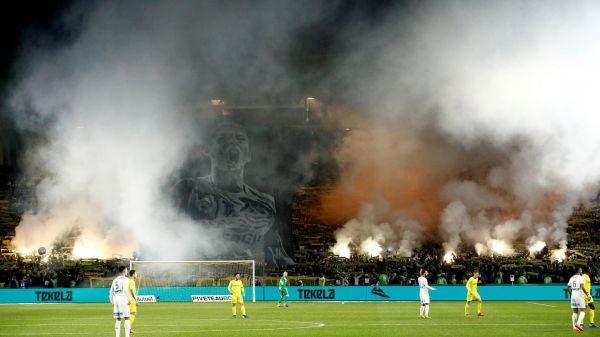 Disparition d'Emiliano Sala : le FC Nantes sanctionné pour l'usage de fumigènes lors de deux hommages des supporters