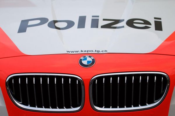 Suisse : un enfant de 7 ans mortellement poignardé, une septuagénaire se dénonce
