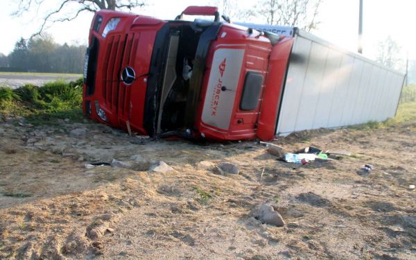 Exideuil-sur-Vienne: deux blessés dans un accident de poids lourd, une déviation en cours