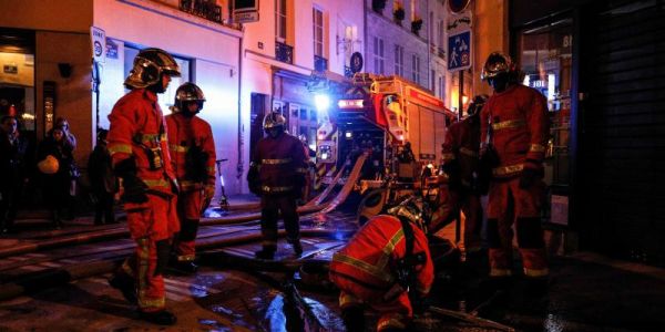 La structure de Notre-Dame "est sauvée et préservée dans sa globalité", selon les pompiers de Paris