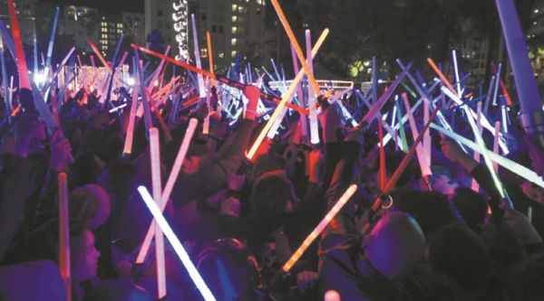Guerre des clones : Les fans de Star Wars fabriquent leurs propres sabres laser