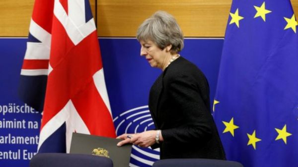 Brexit: May propose la tenue d'un second référendum