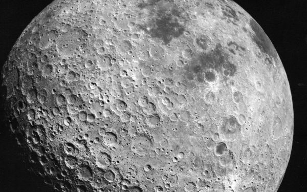 Une collision géante expliquerait le mystère de la face cachée de la Lune